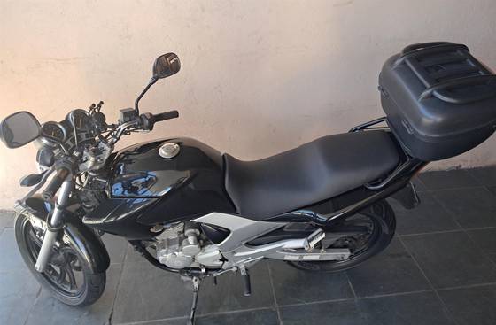YAMAHA YS 250 FAZER 
